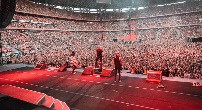 Guns N’ Roses a Puskás Arénában – Három és fél órás rockmaraton Budapest szívében