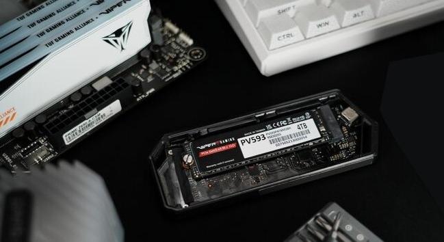 Itt a Patriot legfürgébb konzumer SSD-je