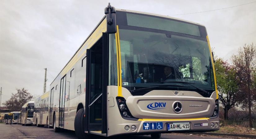 Lezárt egy debreceni utcát a katasztrófavédelem, a busz is terelőútvonalra kényszerült