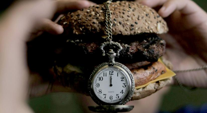 Egy apró trükkel garantáltan mindig friss hamburgert kapunk a gyorséttermekben